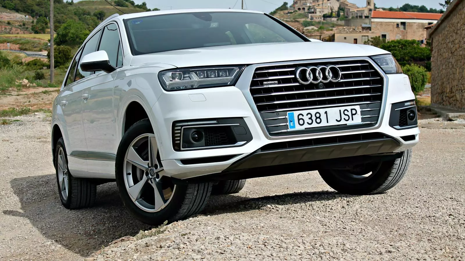 El Q7 e-tron és prou capaç fora de l'asfalt