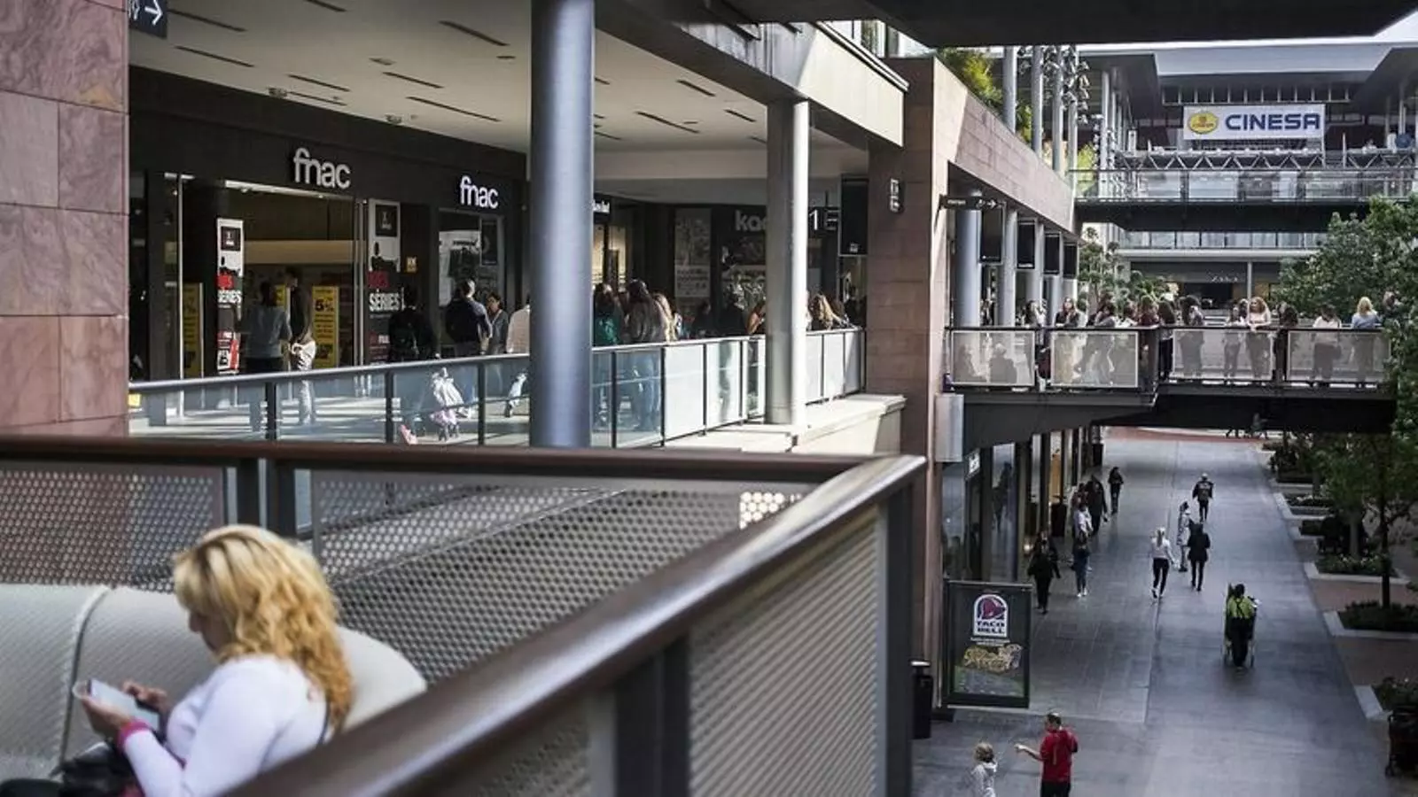 El Centre Comercial la Maquinista