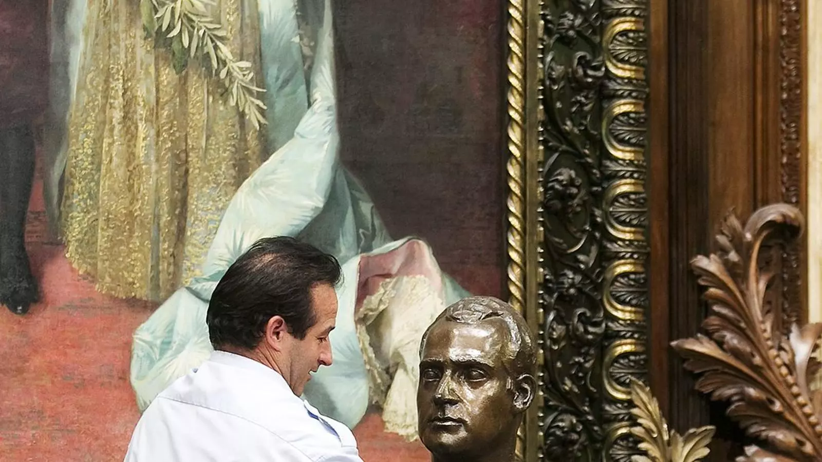 Què fem amb el bust de Joan Carles?