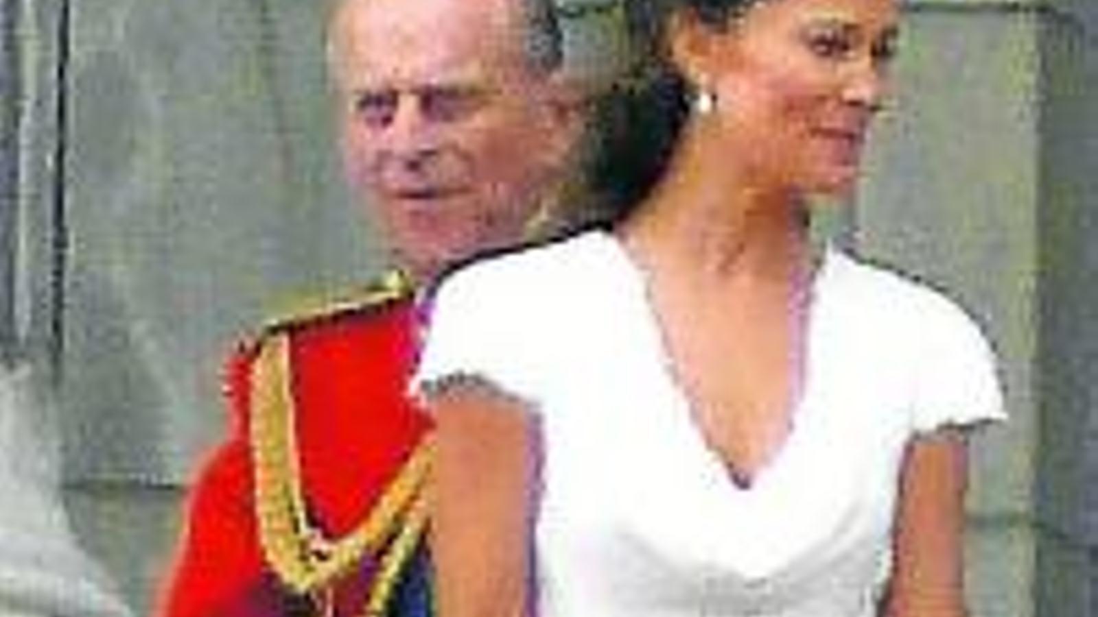 Pippa, nòvia d'un 'broker' de poble