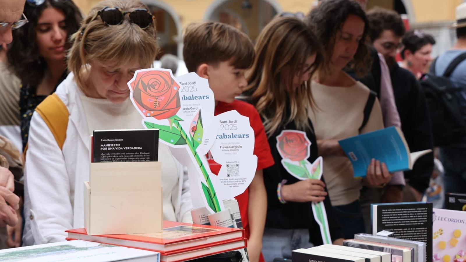 La rosa de l'ARA Balears té un descompte del 50% en totes les tarifes