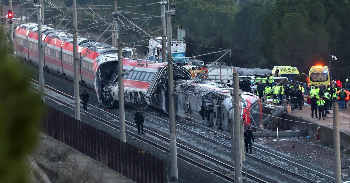 Adamuz Train Crash: Adif Disputes Guardia Civil’s Findings on Rail Failure