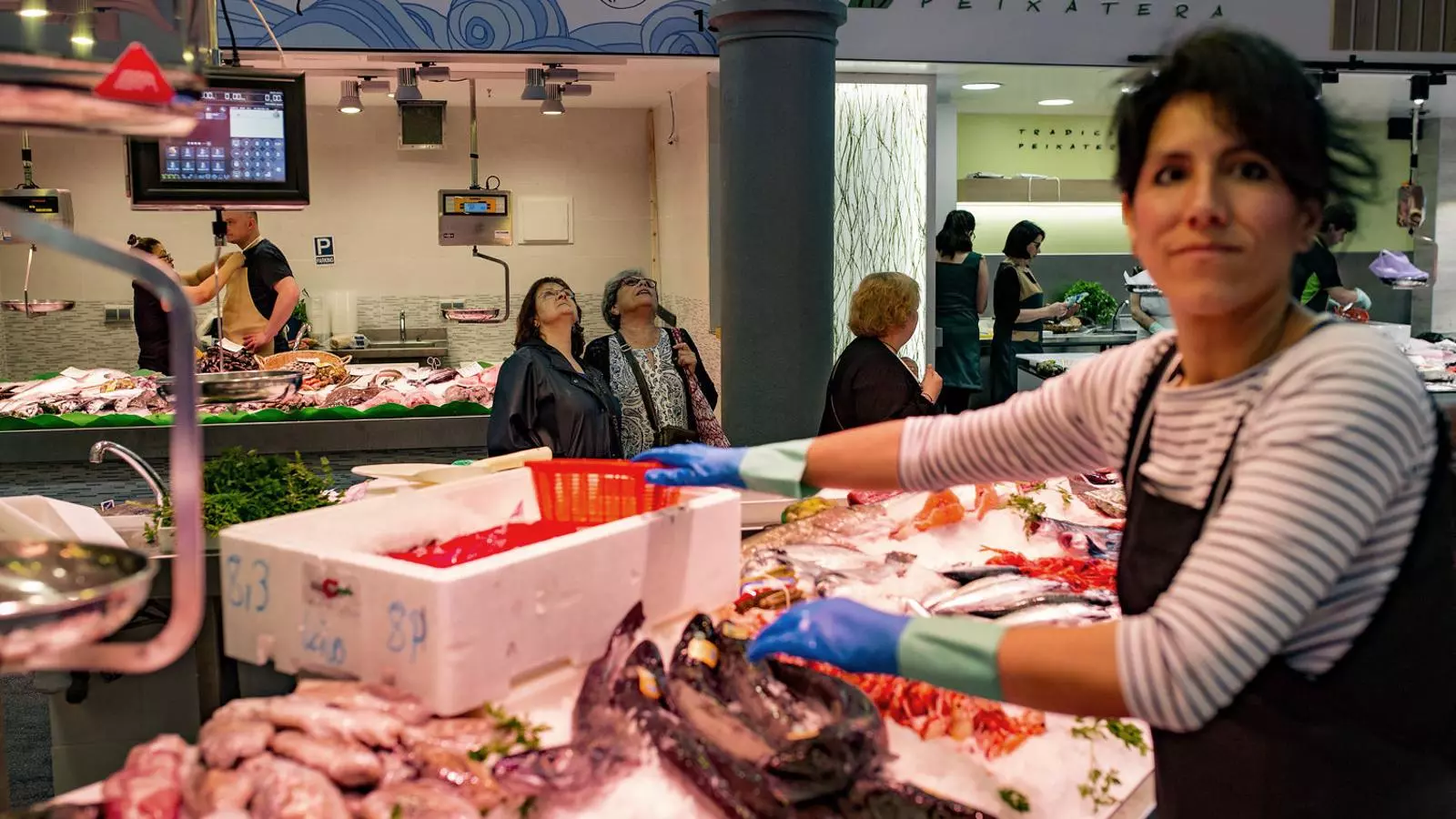 Sant Antoni, dia D: La nova vida d’un mercat