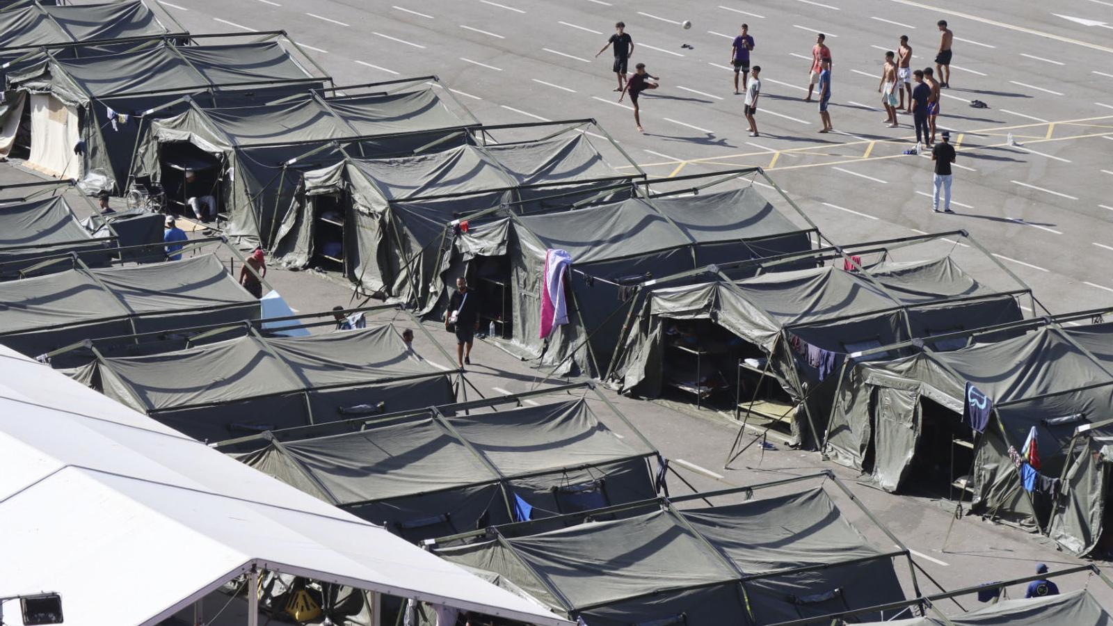One of the spaces that the Spanish government has enabled to welcome migrant people in Ceuta.