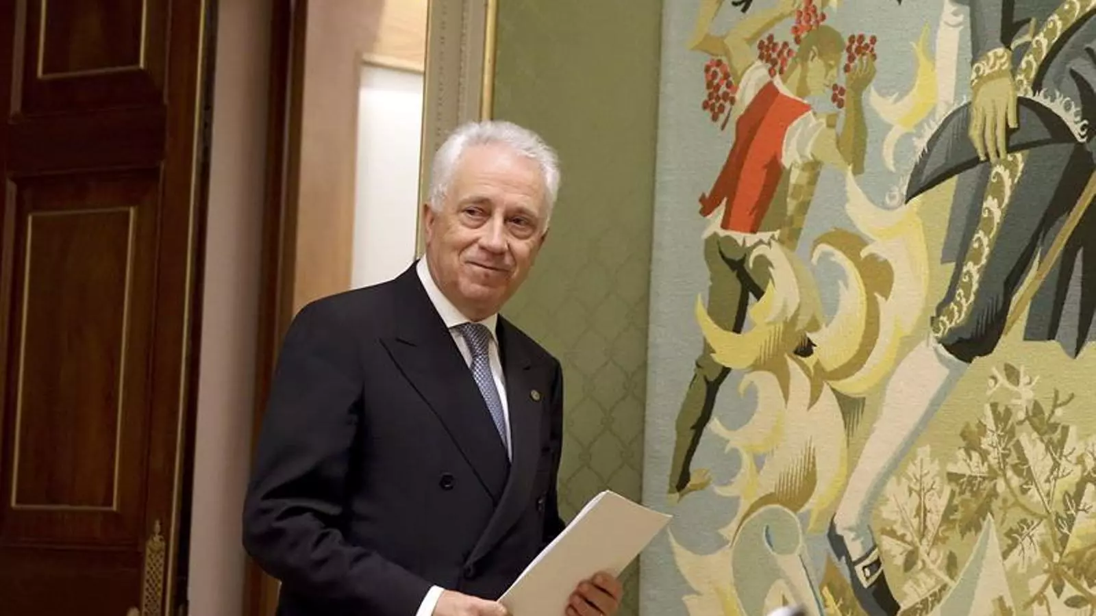 Carlos Costa, governador del Banc de Portugal, ha anunciat aquest diumenge les mesures preses per salvar l'Espiritu Santo