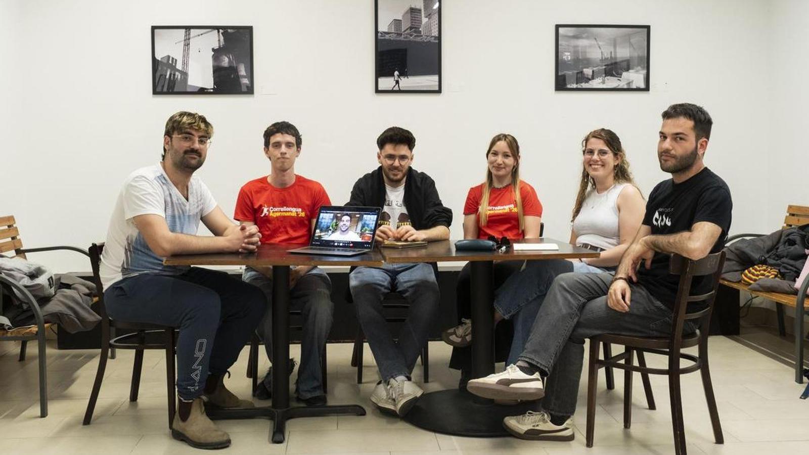 Some of the organizers of Correllengua Agermanat at Espai Mallorca.