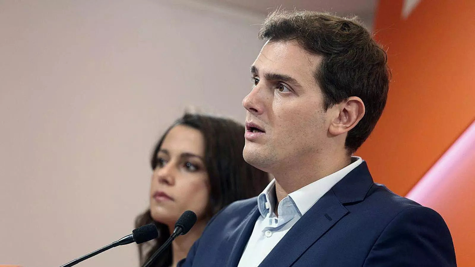 Roda de premsa d’Albert Rivera i Inés Arrimadas ahir a Barcelona.