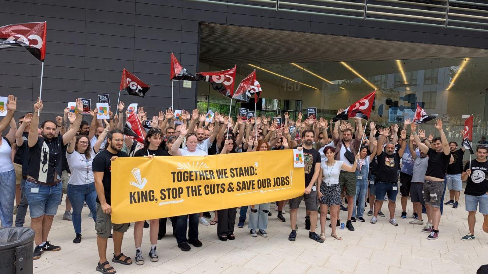 King workers in Barcelona, protesting against the ERE