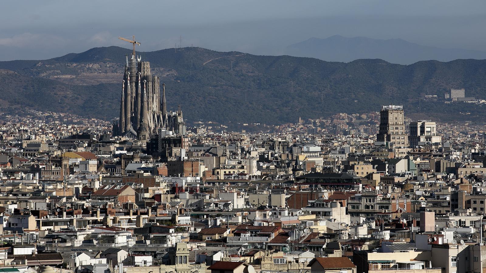Panoramic view of Barcelona buildings