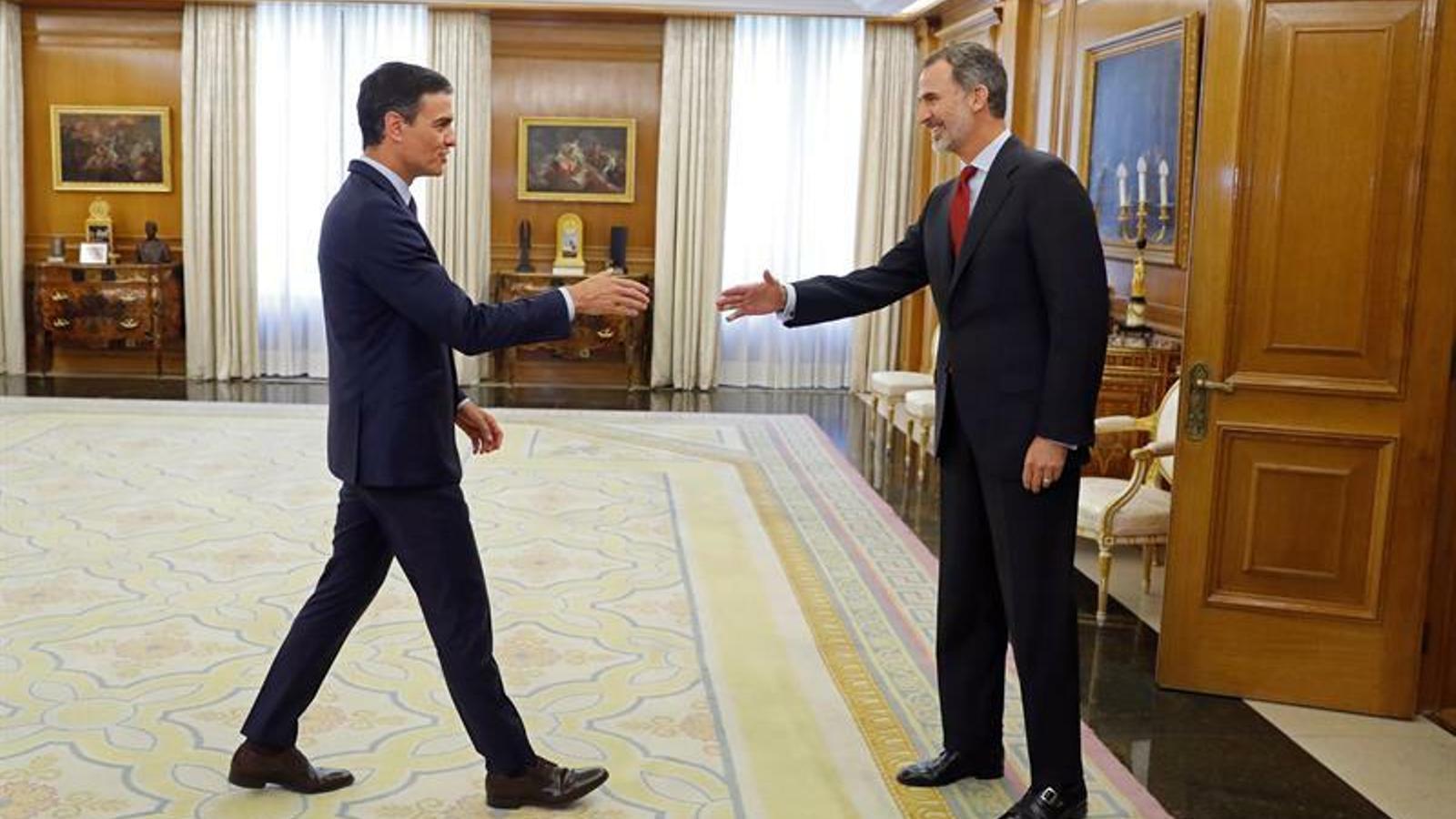 Pedro Sánchez and Felipe VI at the Zarzuela