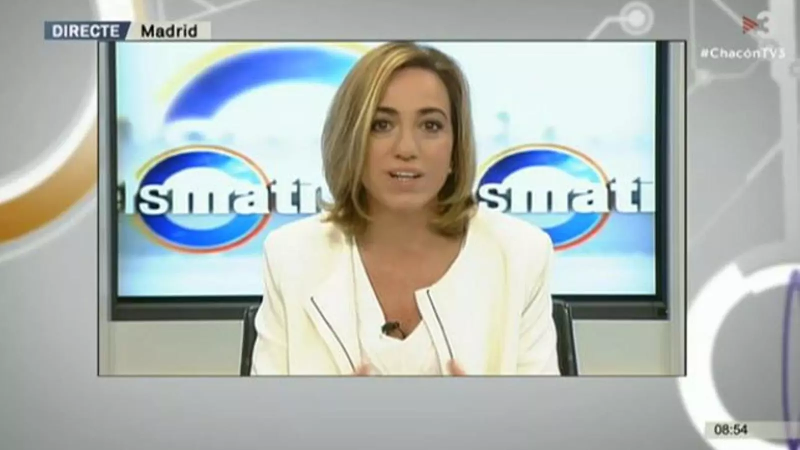 La candidata del PSC al 20-D, Carme Chacon, durant l'entrevista a 'Els matins' de TV3