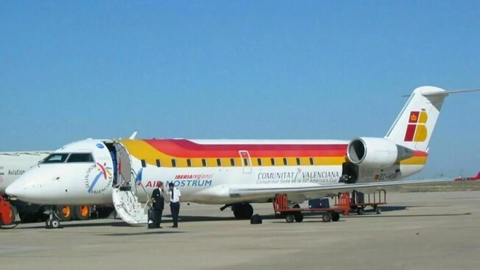 Air Nostrum també opera els vols interilles que s'havien adjudicat a Air Europa