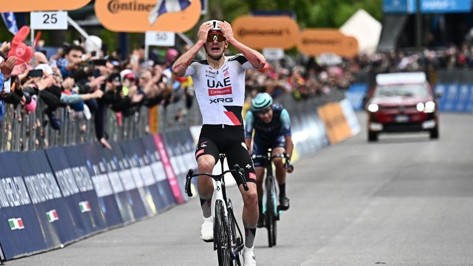 Igor Arrieta achieves an epic victory at the Giro d'Italia