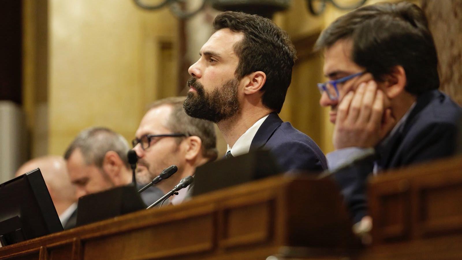 El presidente de la mesa del Parlamento , Roger Torrent