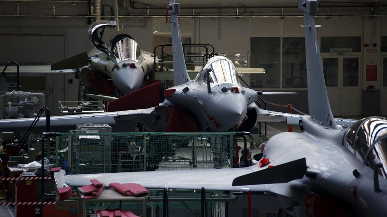 França acaba de vendre a Egipte avions de combat, com el Rafale de la imatge, i míssils per valor de 5.200 milions d’euros