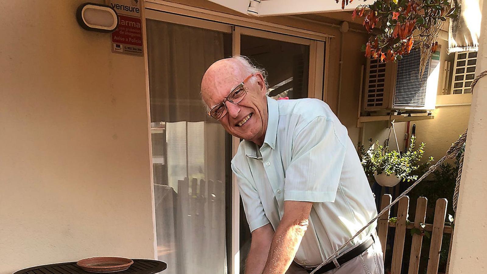 Lluís Fatjó, director del Banc dels Aliments “He tingut molts gossos. Massa per dir quants”