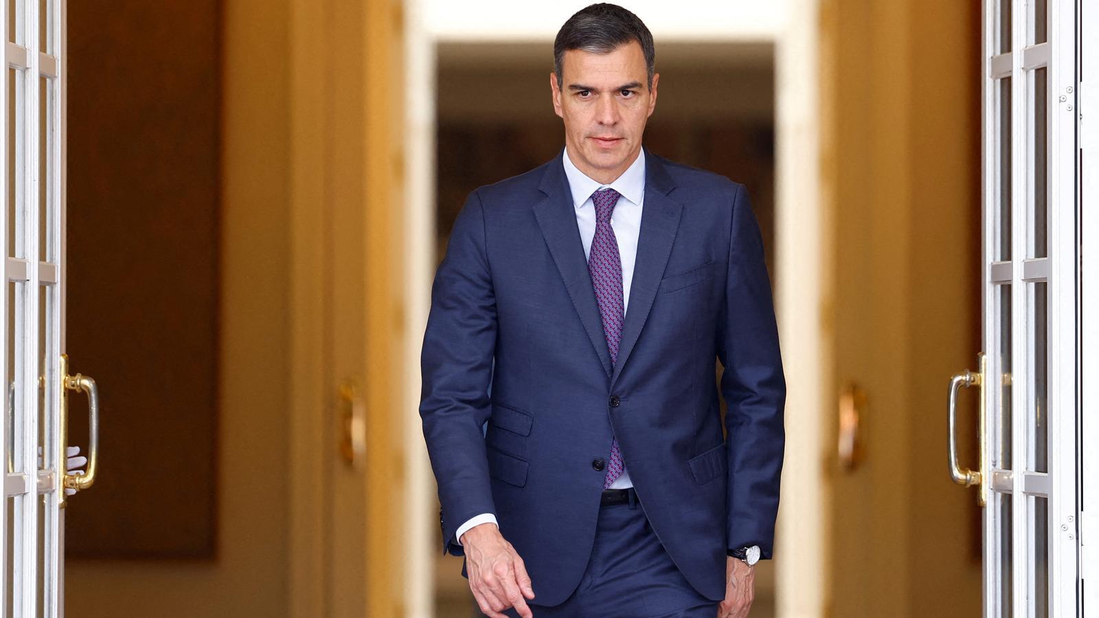 Pedro Sánchez at the Moncloa palace in an archive image