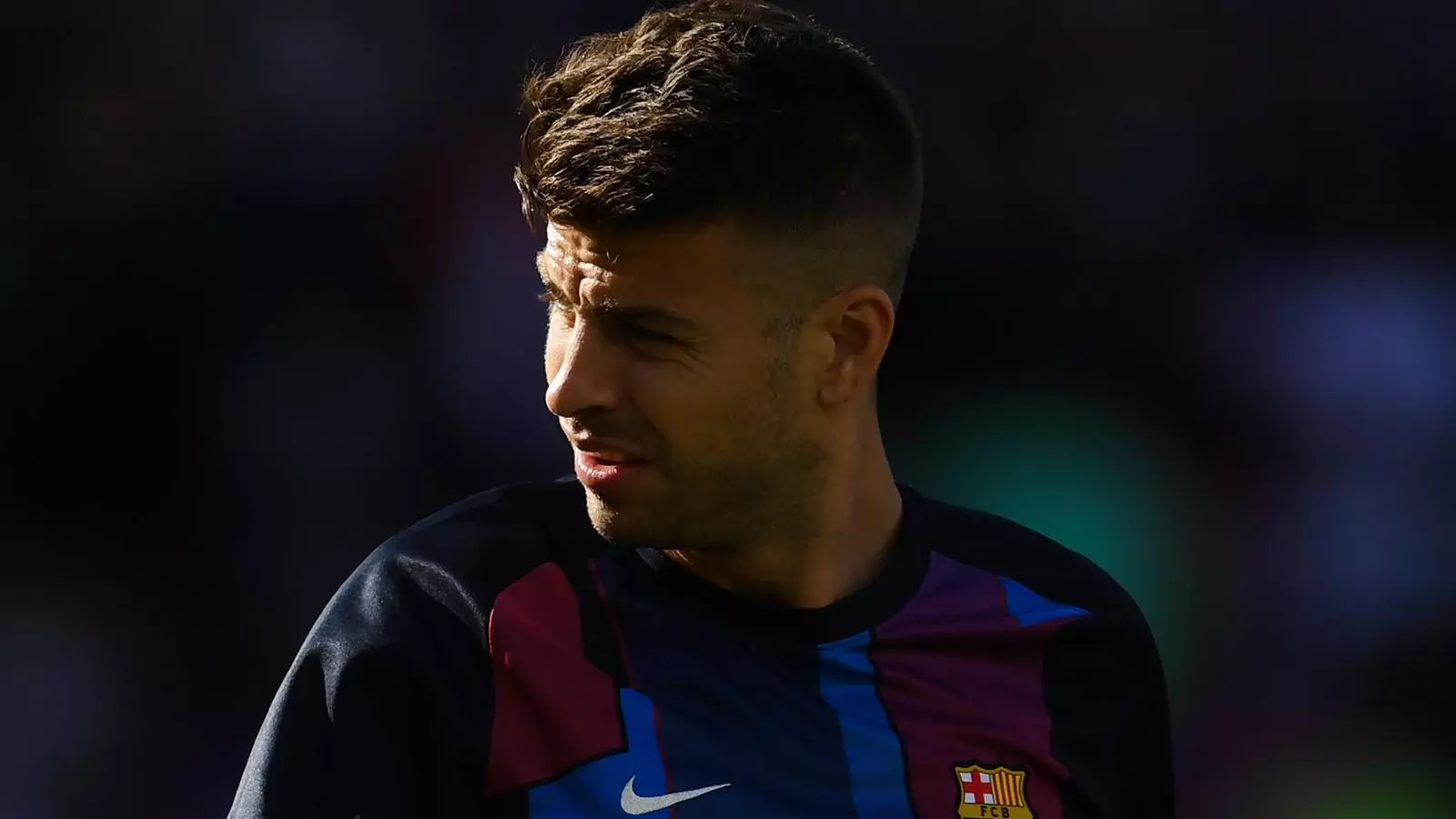 Gerard Piqué antes de jugar el clásico de ida en el Camp Nou.
