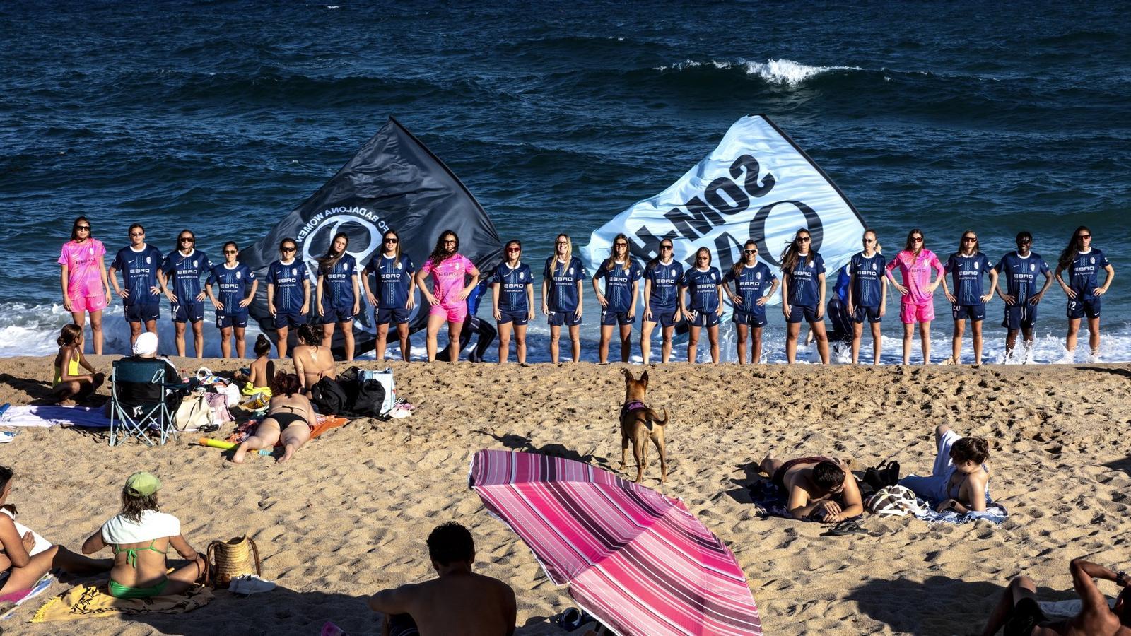 The Badalona Women's template on the beach before the league starts