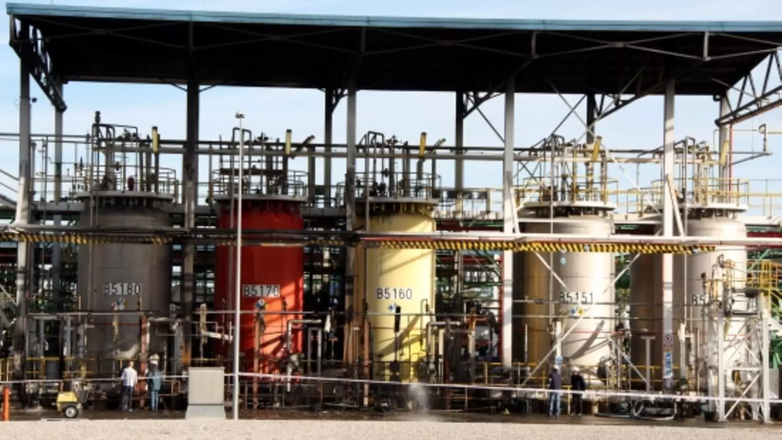 Zona de tancs de la planta Grecat/ACN