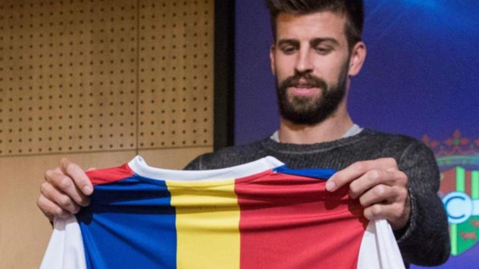 Gerard Piqué en roda de premsa.