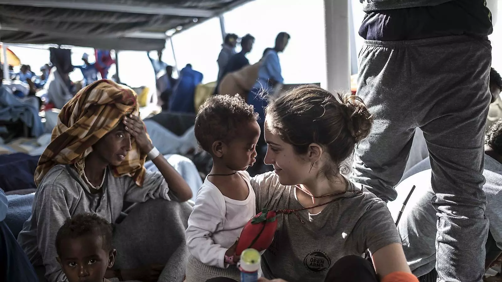 Navegant pel Mediterrani sense permís per poder desembarcar