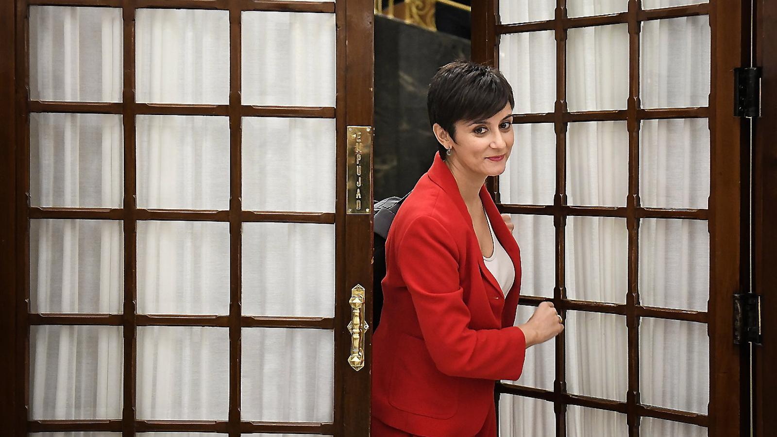 The Minister of Housing and Urban Agenda, Isabel Rodríguez, yesterday at the Congress of Deputies, in the control session of the Spanish government. JUAN CARLOS HIDALGO / EFE