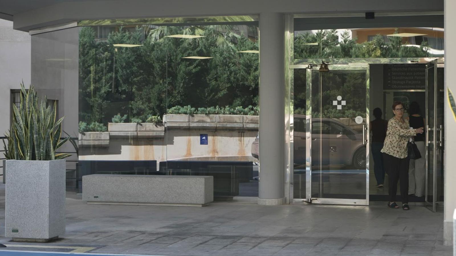 Entrance to one of the private hospitals in Palma.