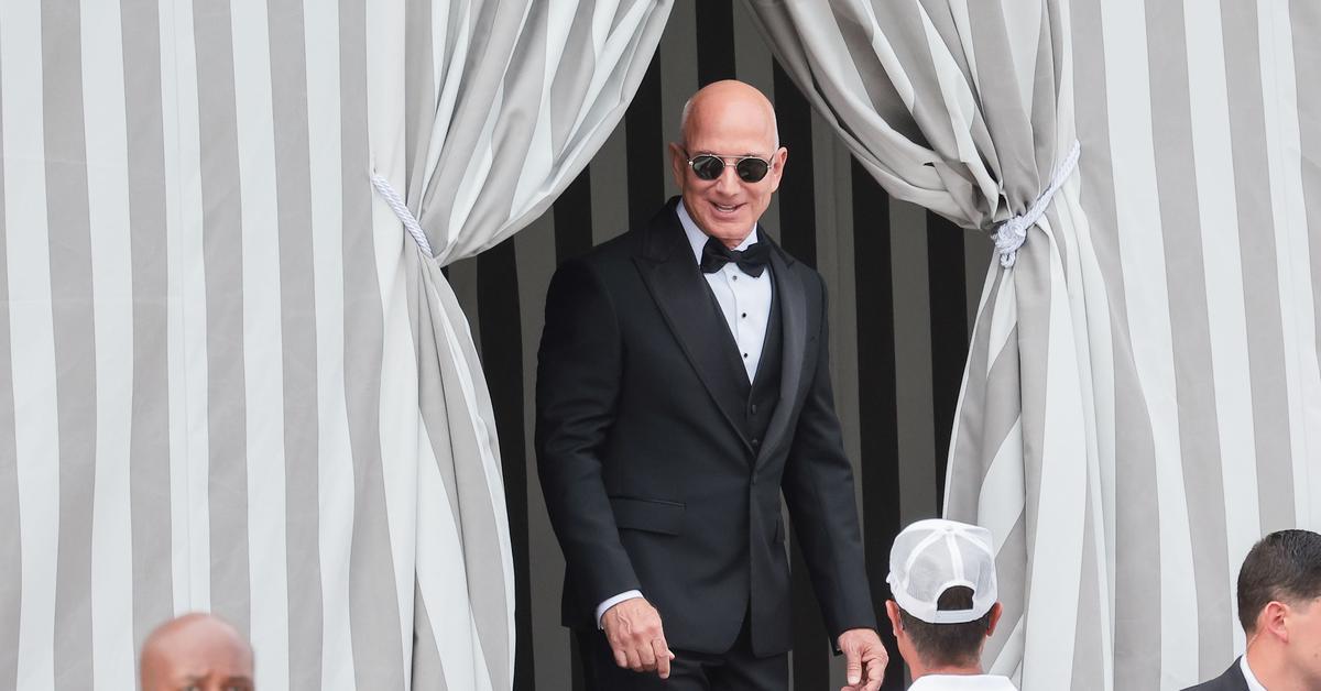 Jeff Bezos contra Jane Austen: Amazon llançarà els paquets dels ...