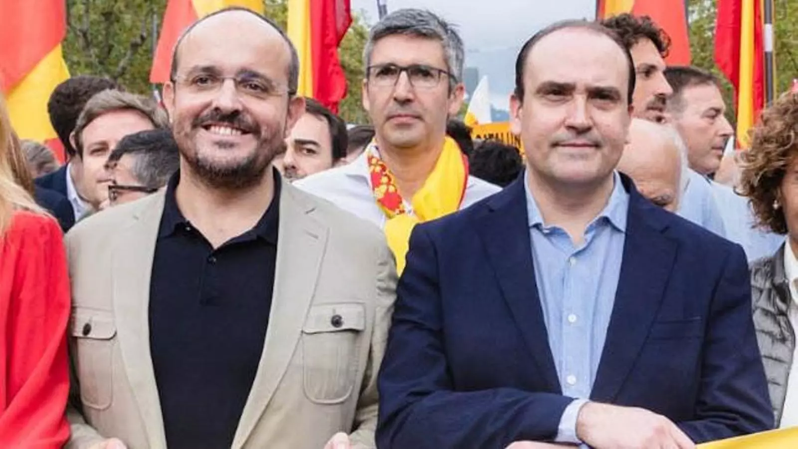 Albert Fernández Saltiveri, al centre de la foto, entre Alejandro Fernández i Daniel Serrano