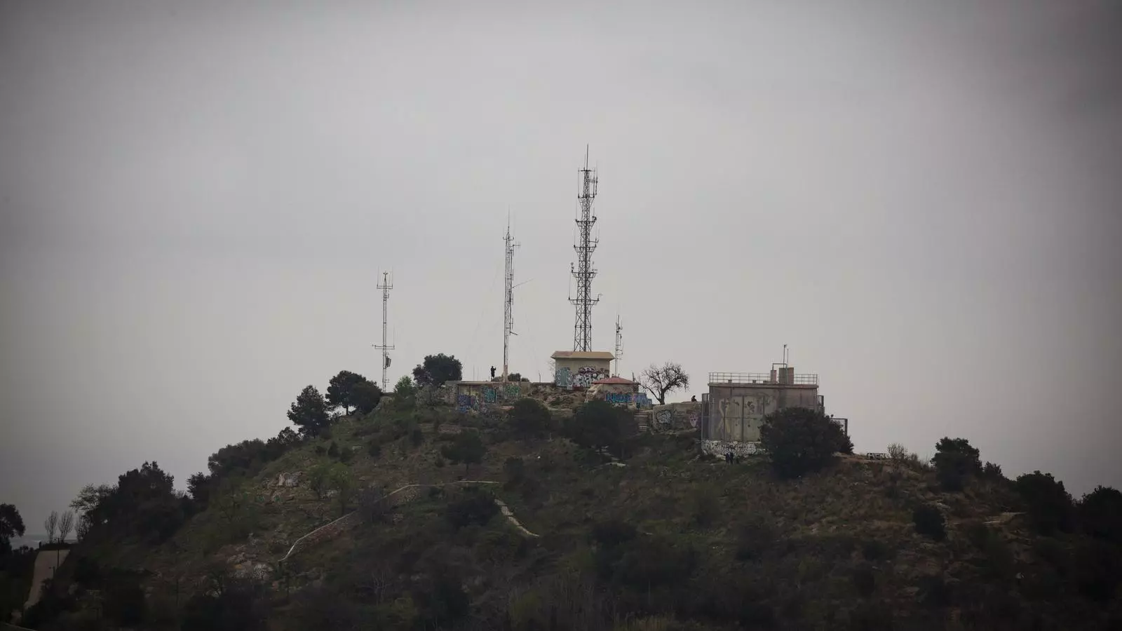 El Carmel ha estat un punt habitual d'antenes il·legals, fins que l'Ajuntament les va retirar el gener del 2021