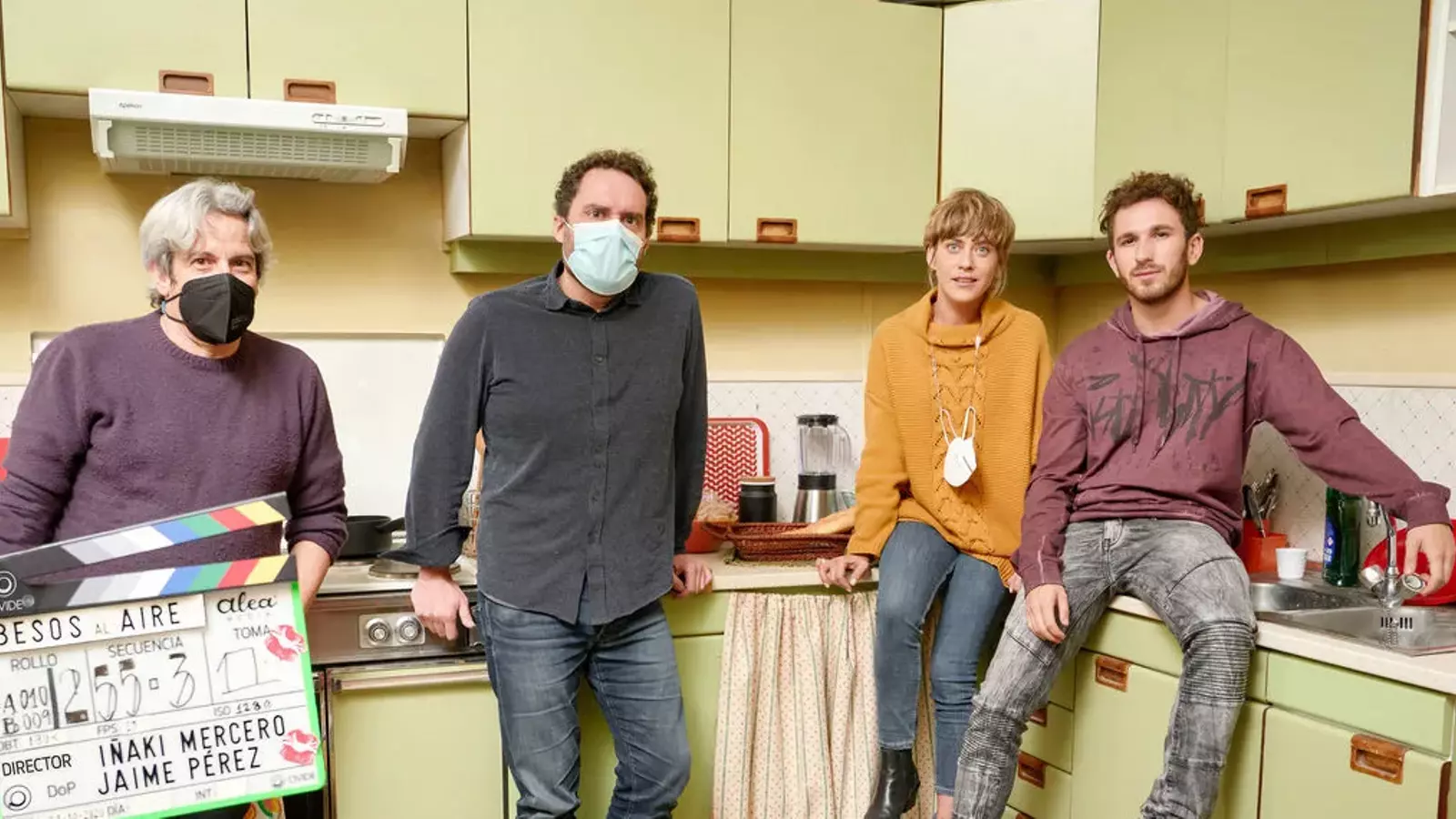 Iñaki Mercero, Aitor Gabilondo, María León i David Castillo al rodatge de 'Besos al aire'