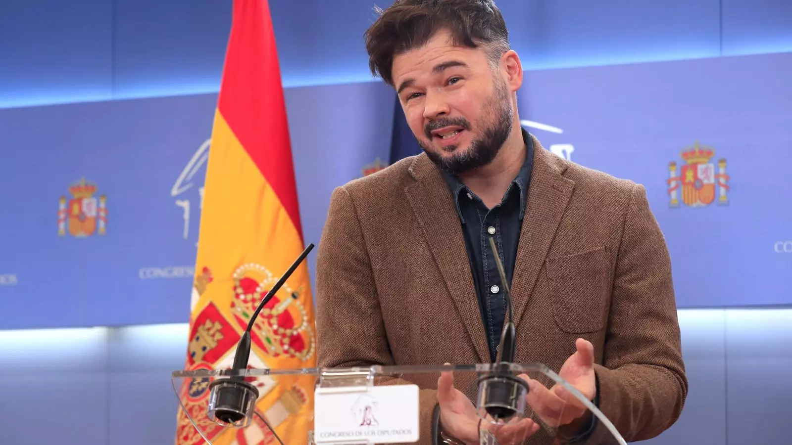 El portaveu d'ERC al Congrés, Gabriel Rufián, en roda de premsa.