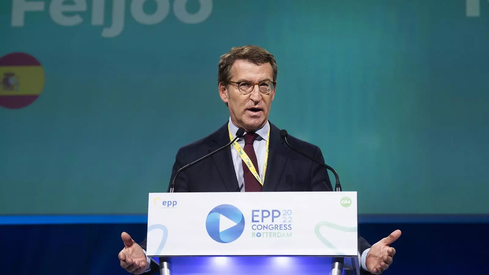 Feijóo es presenta davant del PP europeu com el "futur immediat" d'Espanya