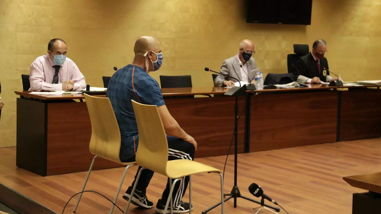 L'autor confés del crim de la Rambla de Figueres, declarant a l'Audiència de Girona durant el judici.