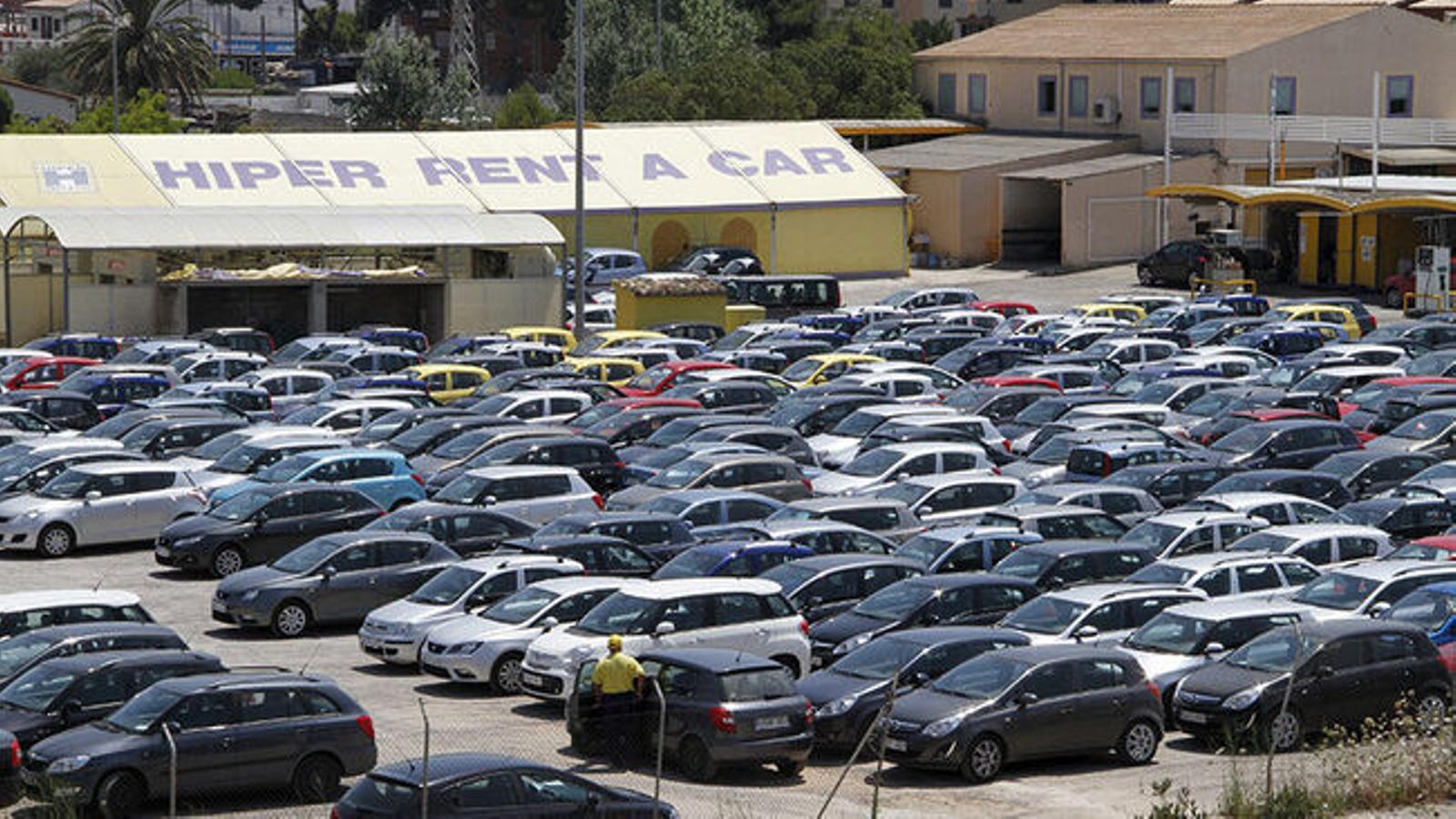 La venda de vehicles d'ocasió disminueix un 90% a les Illes.