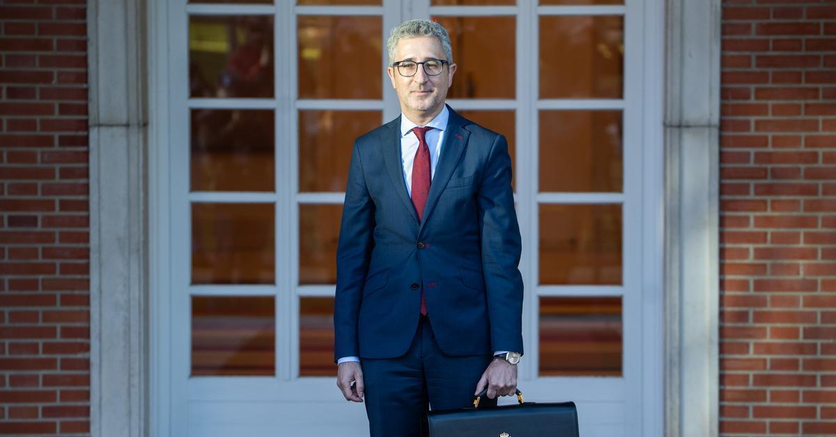 L'Estat fa rècord de recaptació i rebaixa el dèficit al mínim des del 2007