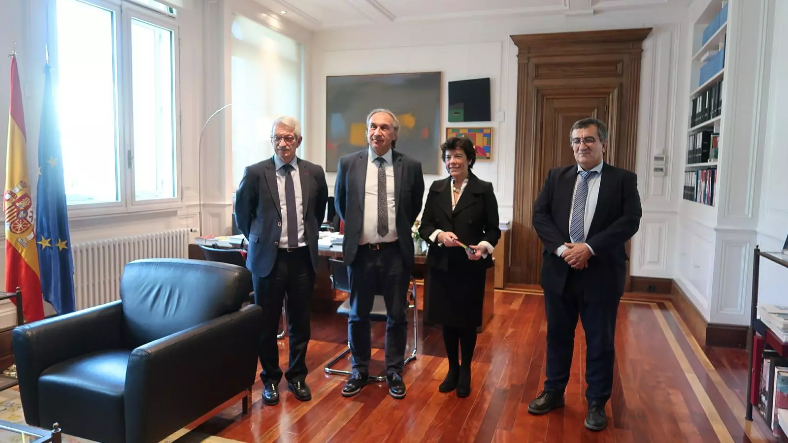 El conseller Martí March reunit a la ministra d'Educació