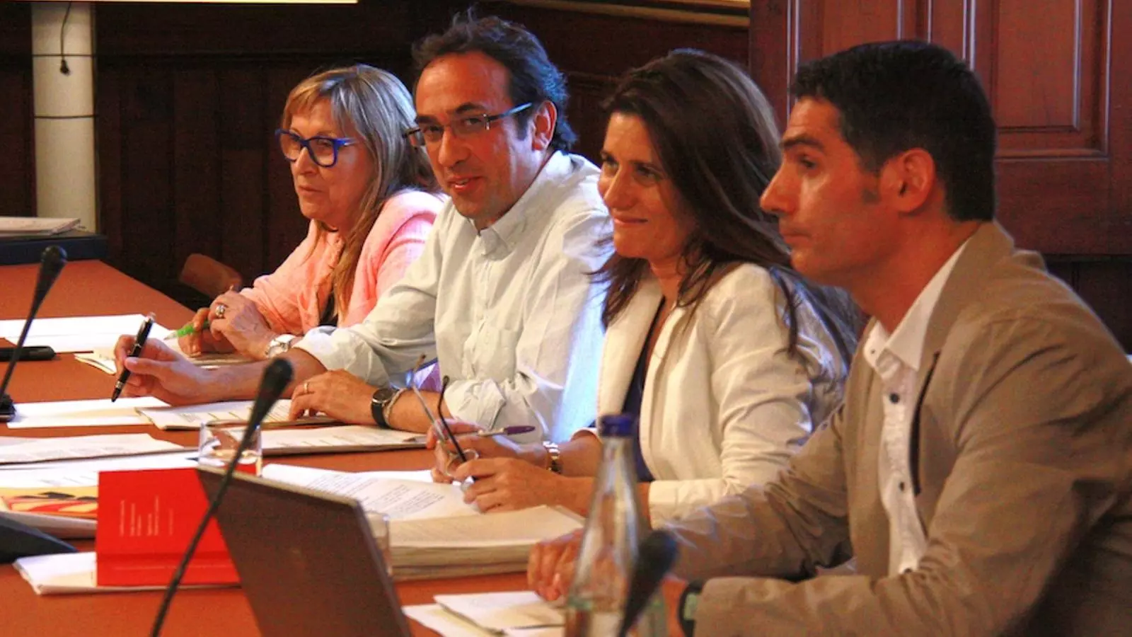 Pere Bosch (ERC), Gemma Calvet (ERC) i Josep Rull (CiU) i Mercè Jou (CiU) en la reunió de la llei de consultes d'aquesta divendres