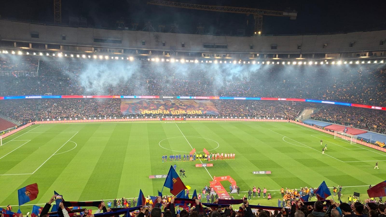 Imatge de l'ambient al Camp Nou abans del Barça - Atlètic de Madrid de Copa