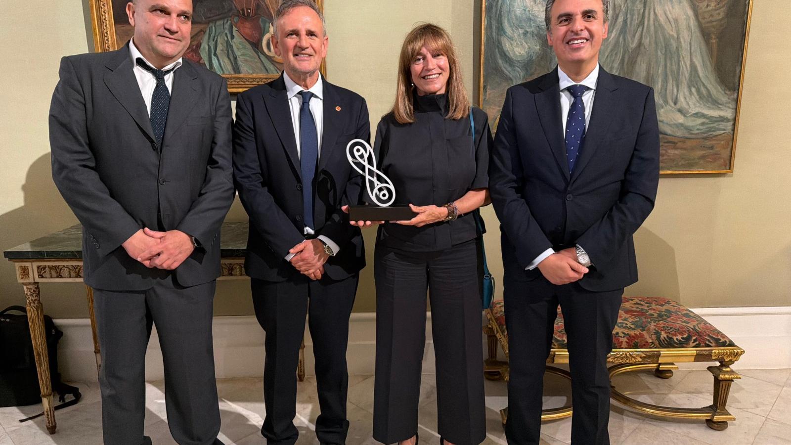 El director del IMEDEA, Alejandro Orfila; el rector de la UIB, Jaume Carot; la investigadora Anna Travesser; y el consejero de Educación y Universidades, Antoni Vera.