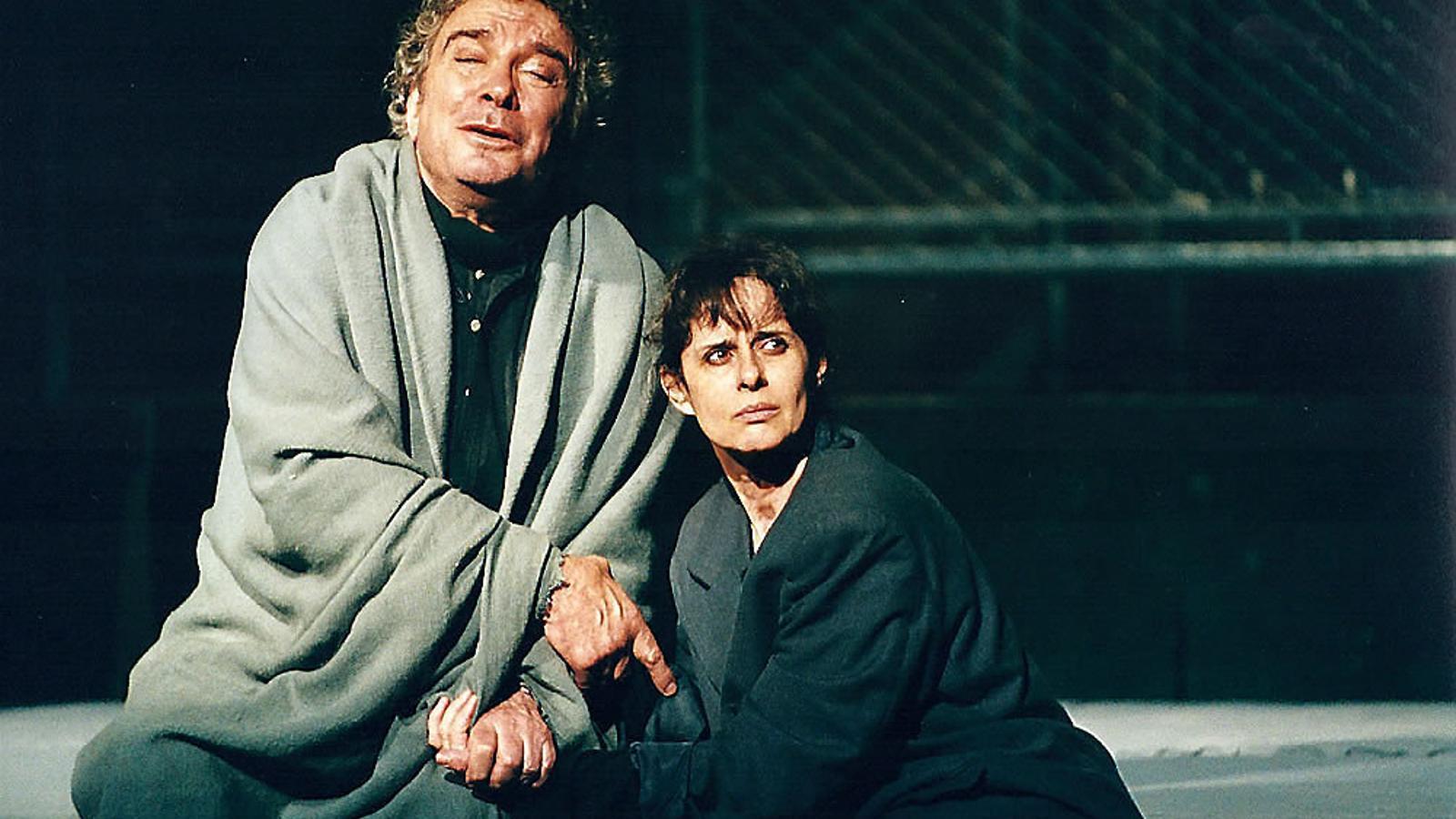 Ser d’un lloc, ser d’enlloc