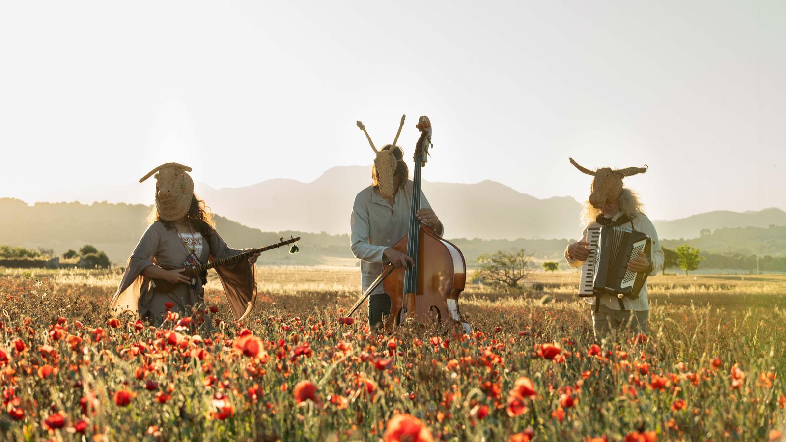 Qanat, das Trio bestehend aus Khoei, jTomeu Gomila und José Miguel Puigserver.