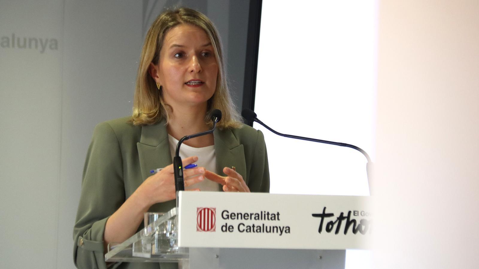 La consejera de Derechos Sociales e Inclusión, Mònica Martínez Bravo, durante una comparecencia