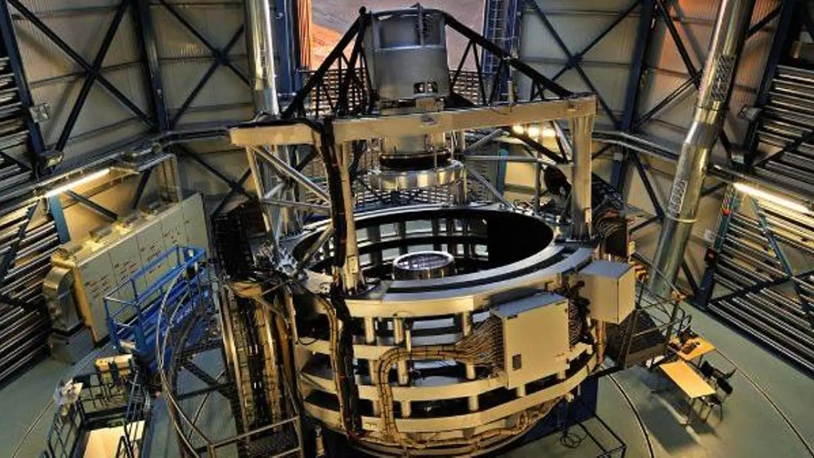 El 4MOST és un instrument de segona generació que s’instal·larà al telescopi VISTA de l’Observatori Europeu Austral.