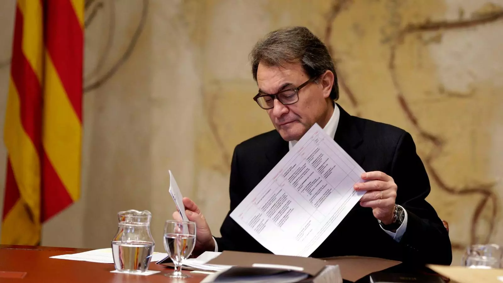 Artur Mas, durant la reunió del Consell Executiu del 29 de desembre / EFE / Alberto Estévez