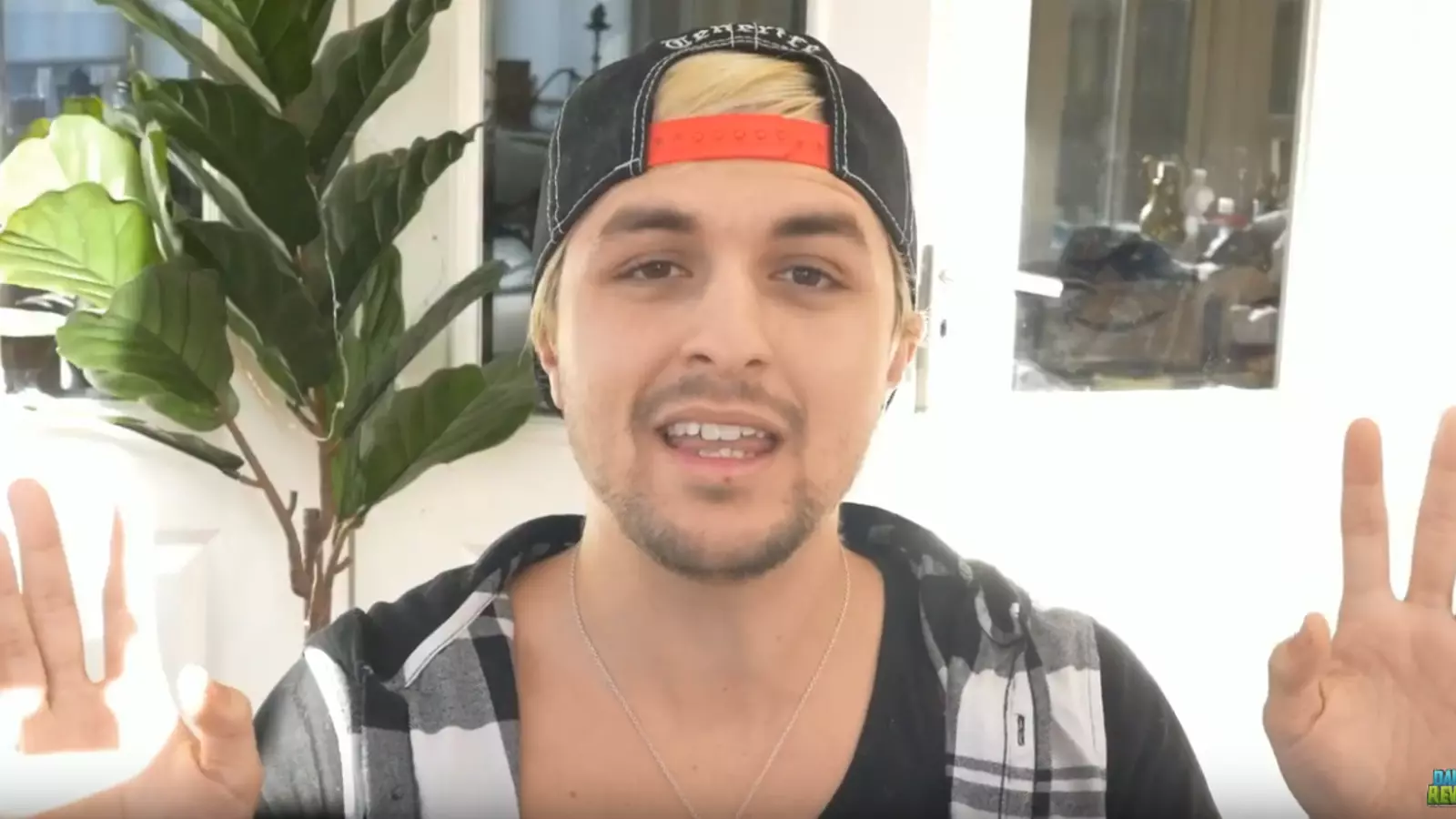 Dalas Review és un polèmic 'youtuber' que compta amb més de 8,5 milions de seguidors