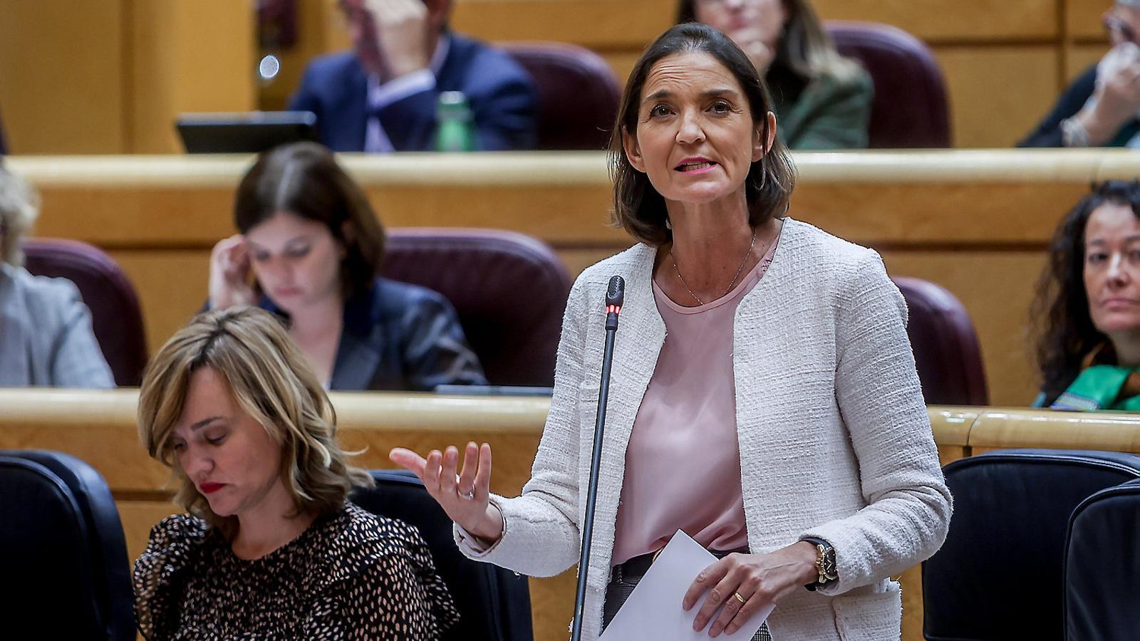 Pedro Sánchez seeks a replacement for the still minister Reyes Maroto.