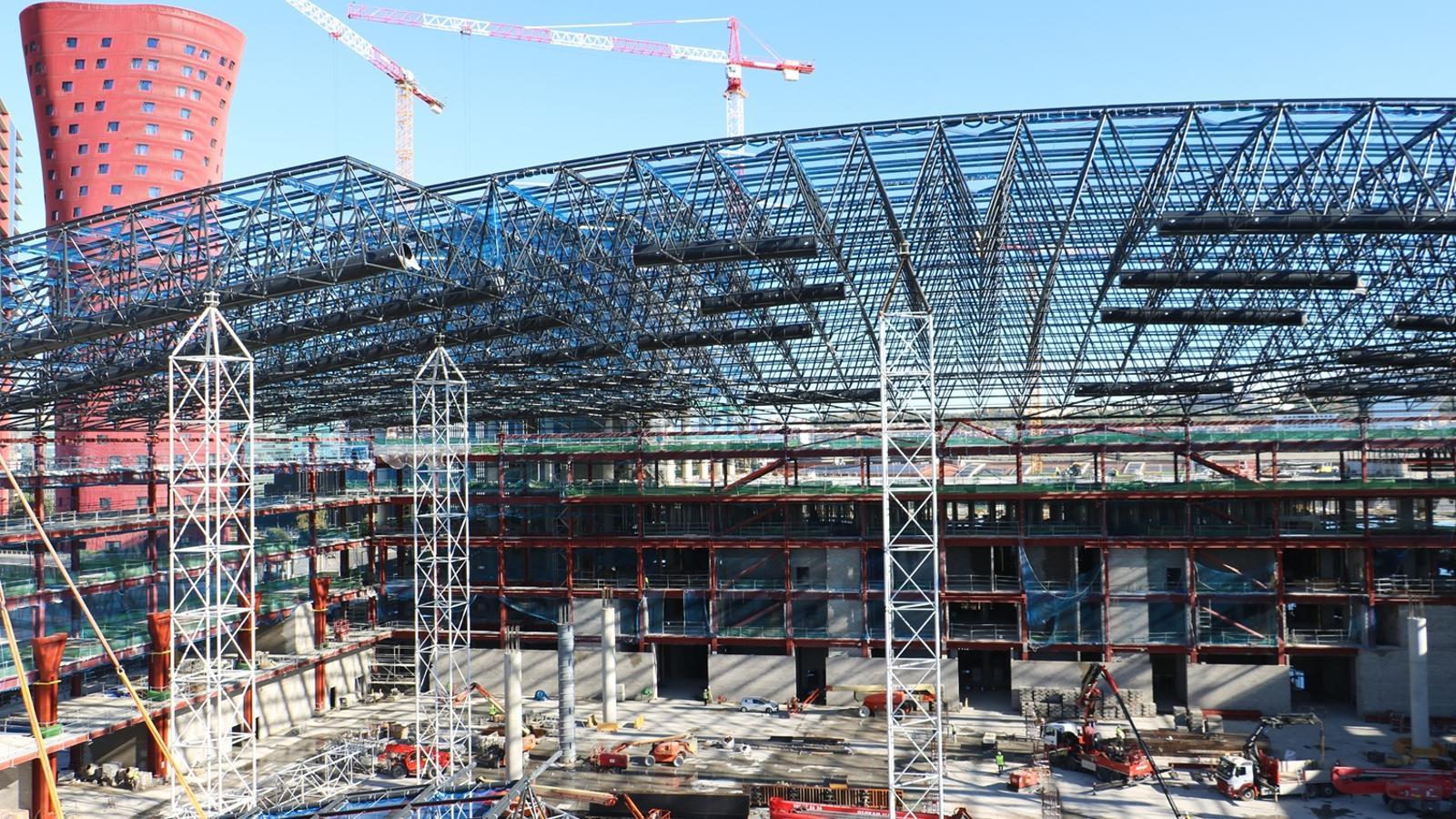 Works in Hall Zero of the Fira de Barcelona.