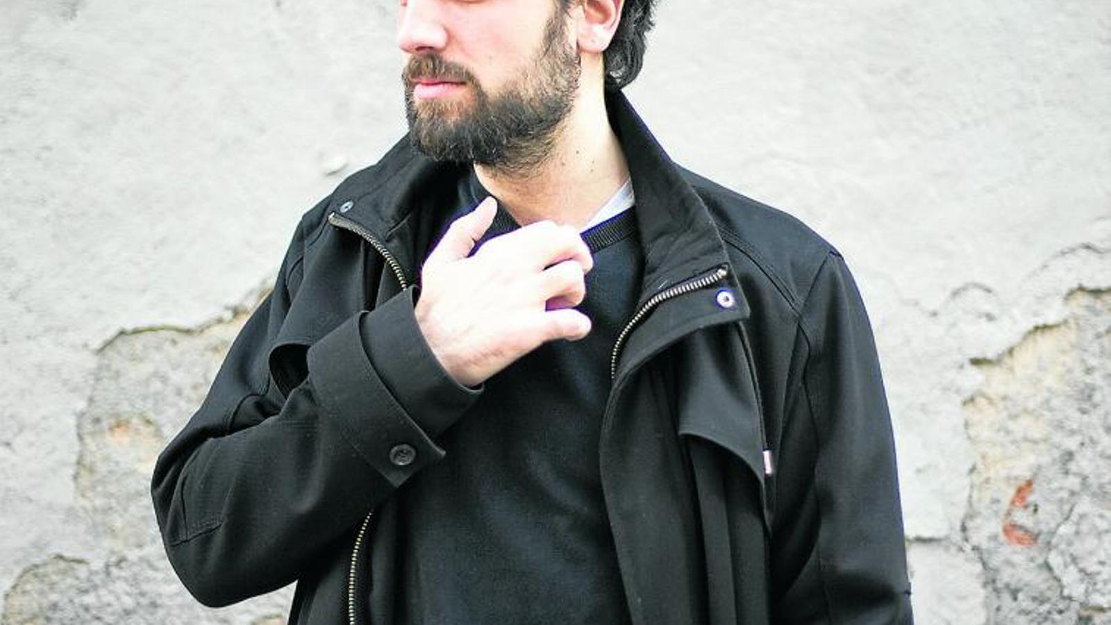 ¿S'atrapa abans  un mentider  que un coix? El joc de la seducció  i altres gestos per entendre's arreu